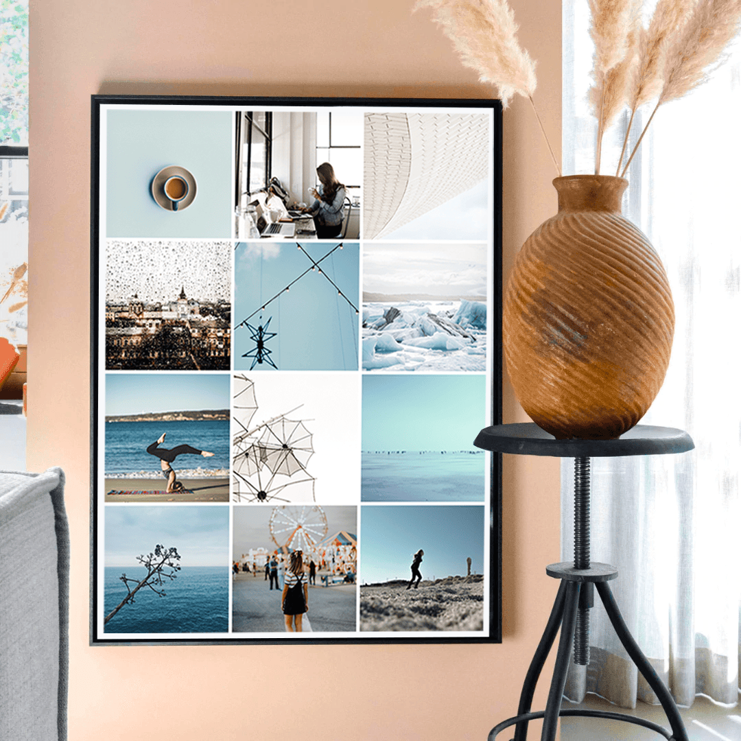 Instawall Prints Portrait 3:4 fotoprint met fotocollage van 12 foto's als wanddecoratie in een woonkamer