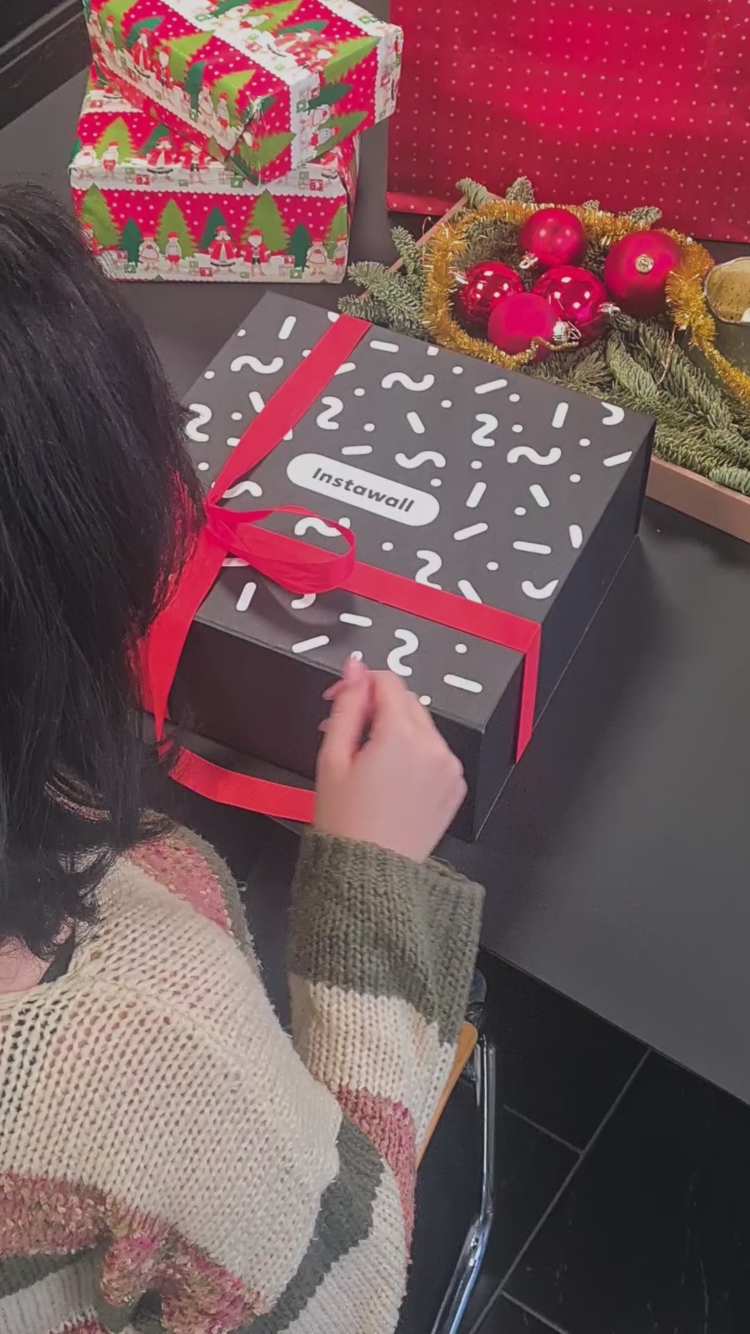 Instawall Giftbox perfecte kerstcadeau gepersonaliseerd fotocollage  